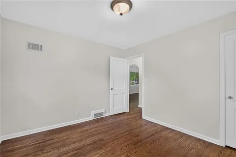 $178,000 | 1407 West 27th Terrace South, Independence, MO 64052