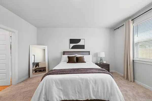 $2,300 | 14538 Camino Way, San Antonio, TX 78253