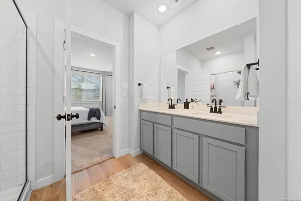 $2,300 | 14538 Camino Way, San Antonio, TX 78253