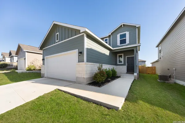 $2,300 | 14538 Camino Way, San Antonio, TX 78253