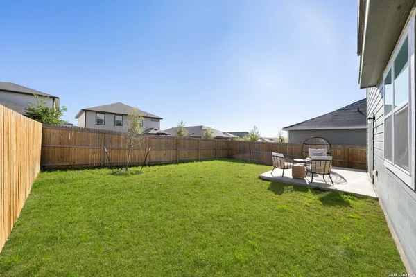 $2,300 | 14538 Camino Way, San Antonio, TX 78253