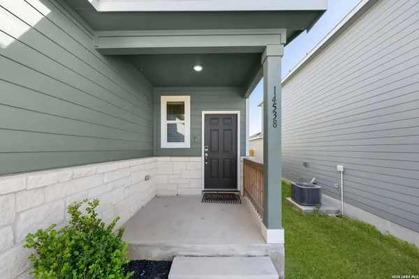 $2,300 | 14538 Camino Way, San Antonio, TX 78253
