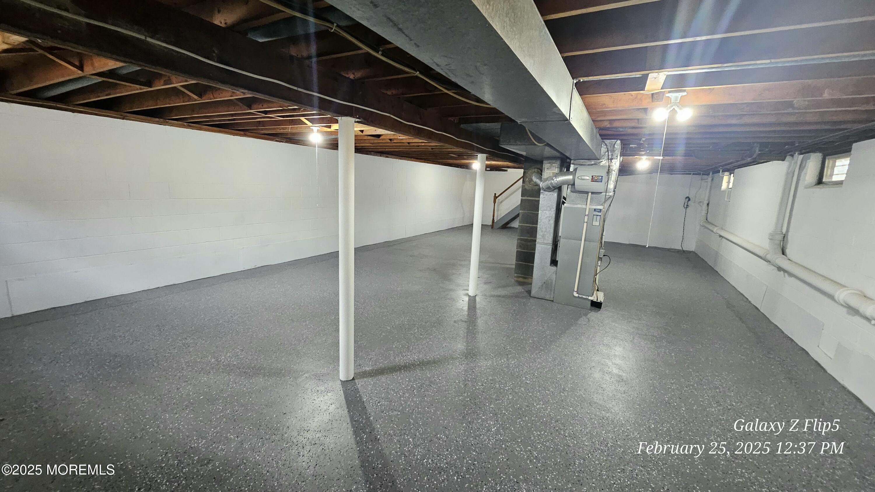 Park Avenue Freehold, NJ 07728 - Photo 15 of 18 a view of an empty room