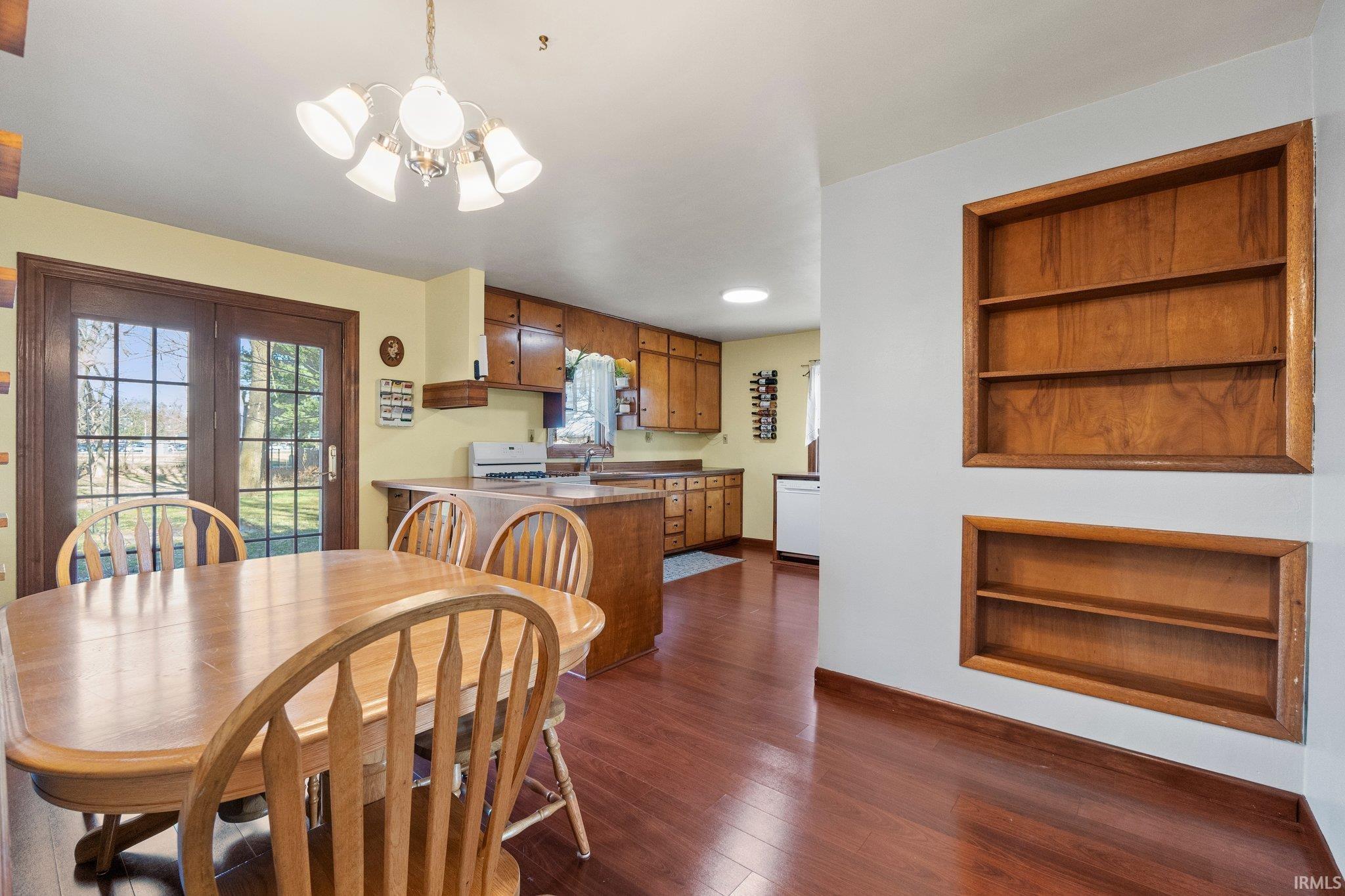 14233 Leo Road Leo, IN 46765 - Photo 5 of 26