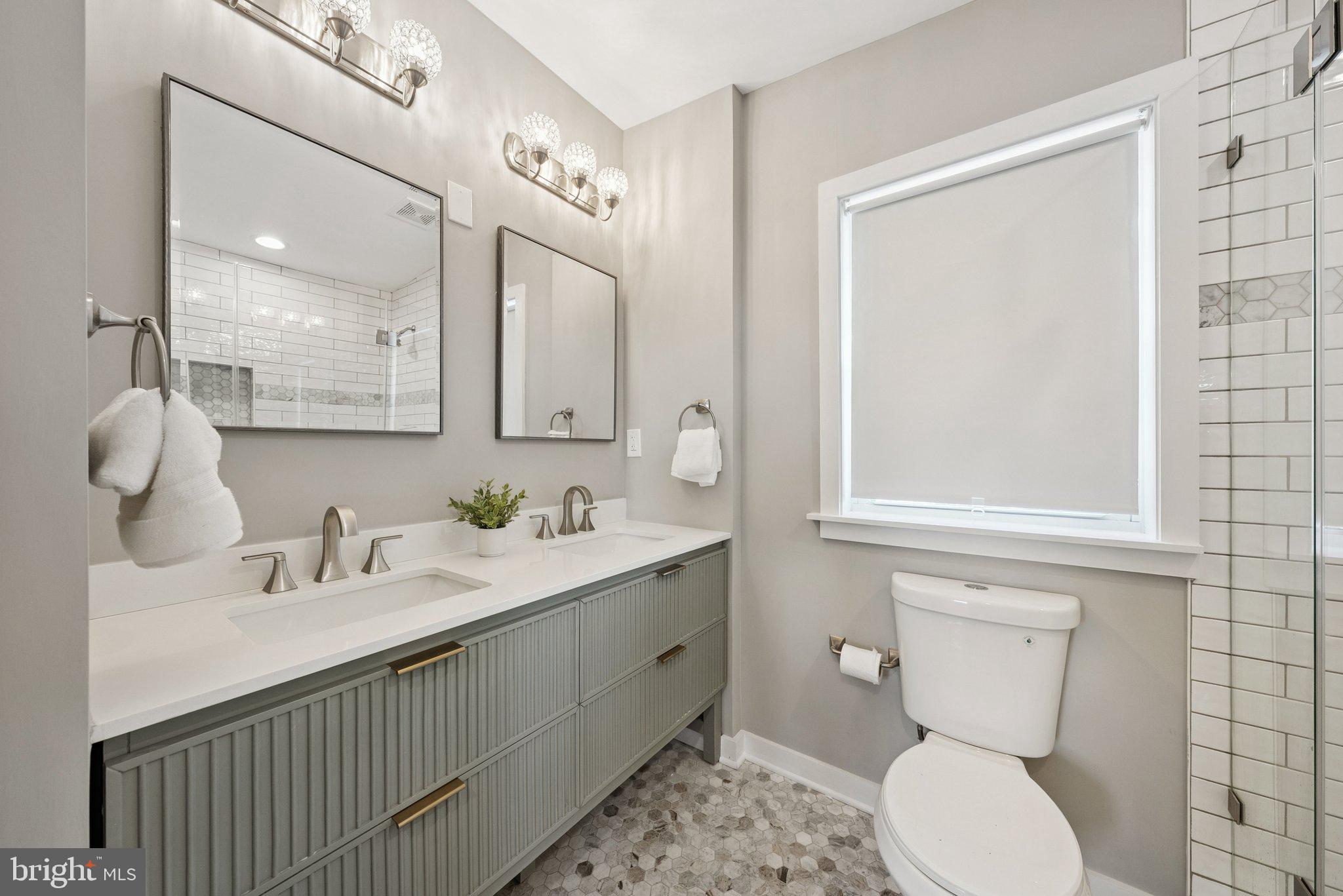 2116 R Street Northeast Washington, DC 20002 - Photo 23 of 42 Primary BR ensuite bath