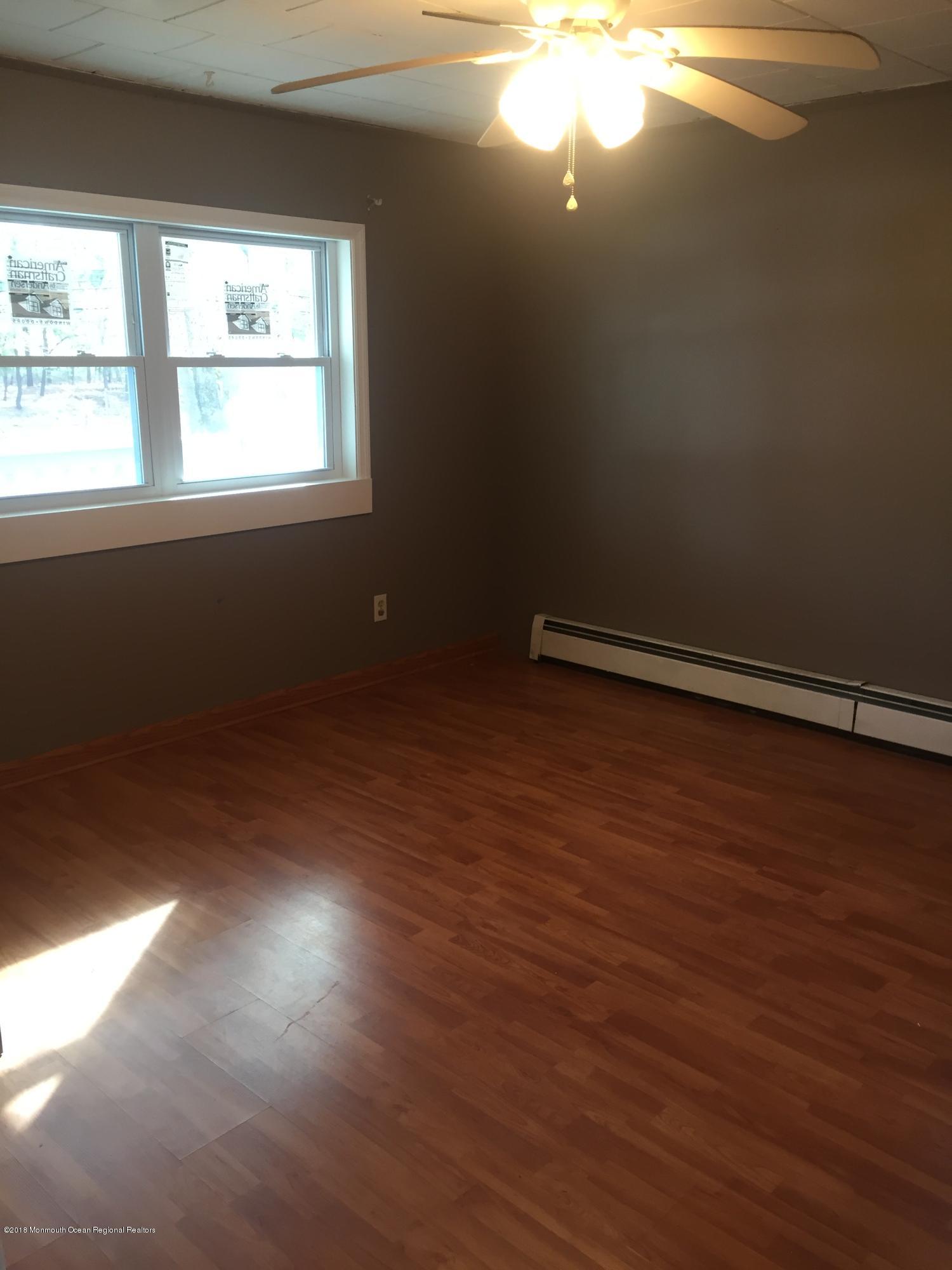648 Bennetts Mills Road Jackson, NJ 08527 - Photo 16 of 27 216