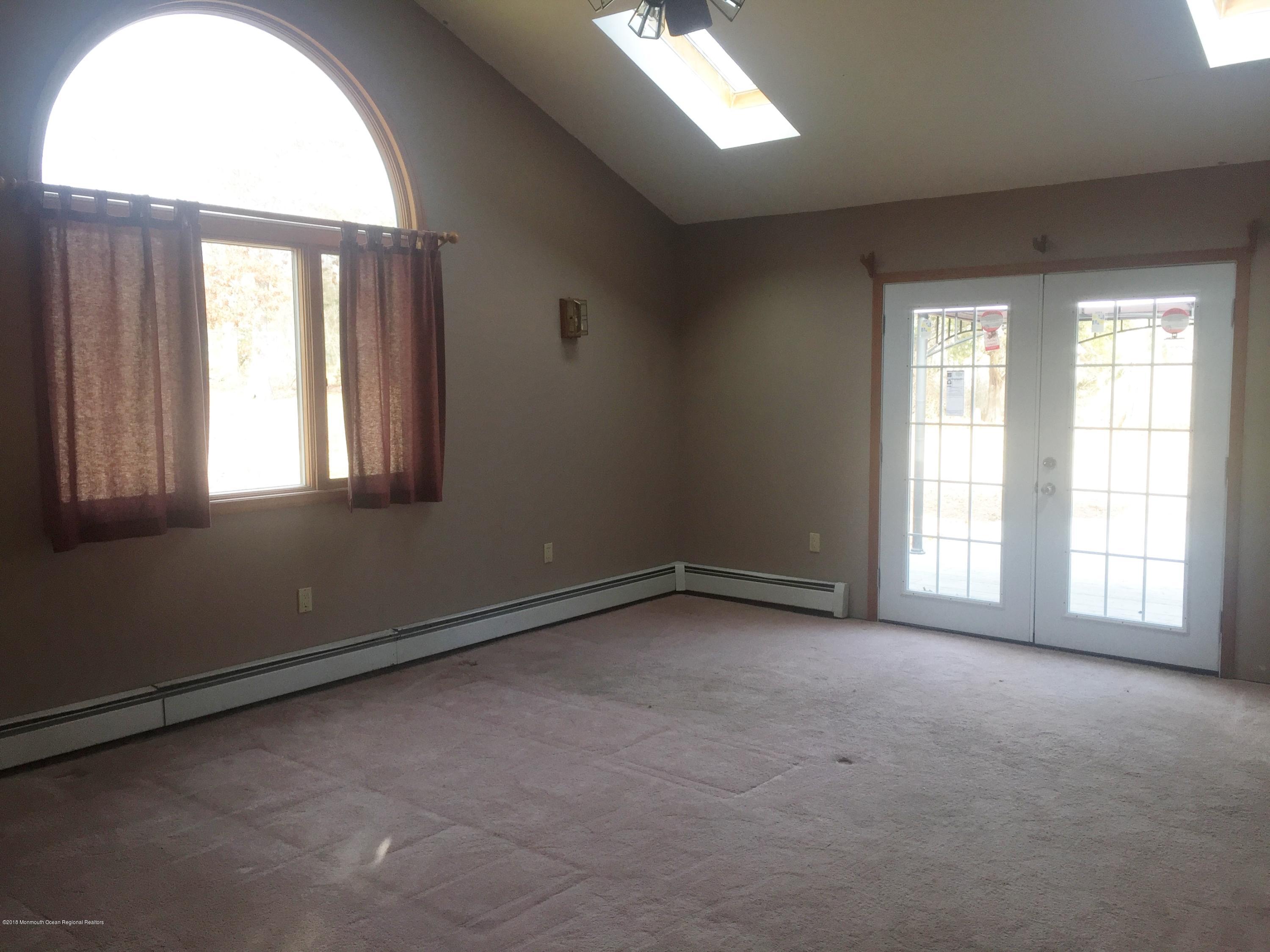 648 Bennetts Mills Road Jackson, NJ 08527 - Photo 20 of 27 227