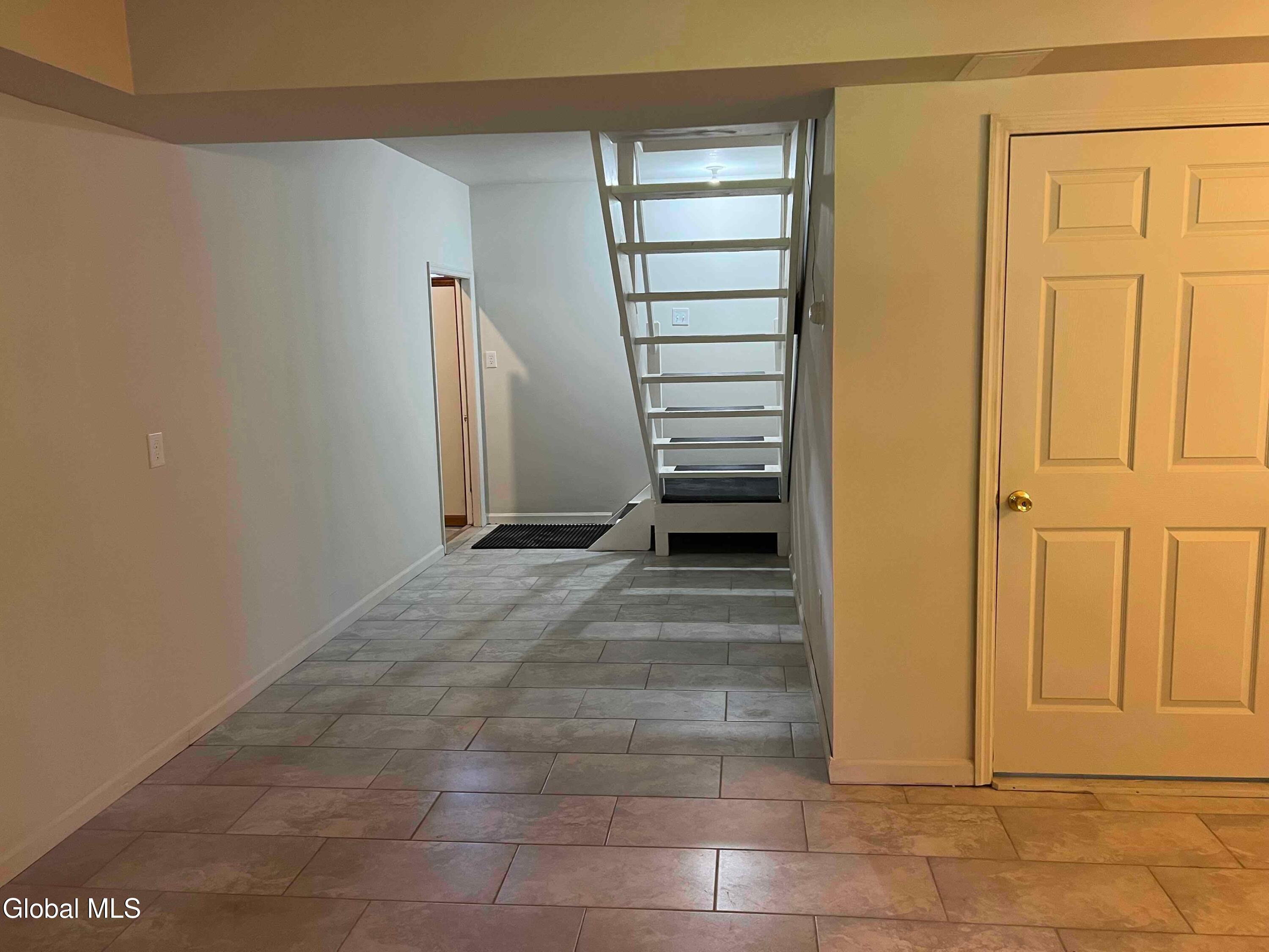 418 High Rock Road New Baltimore, NY 12192 - Photo 16 of 28 123_1