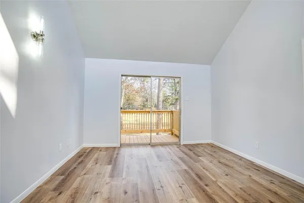 $2,950 | 605 Jeff Davis Court, Conroe, TX 77302