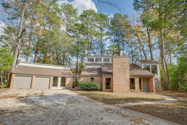 $2,950 | 605 Jeff Davis Court, Conroe, TX 77302