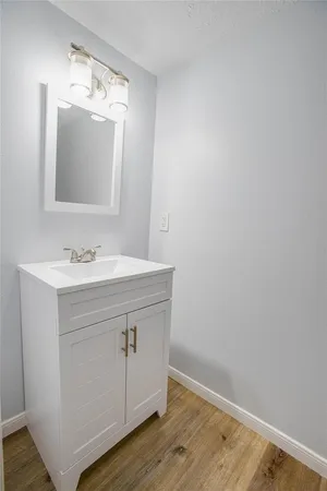 $2,950 | 605 Jeff Davis Court, Conroe, TX 77302