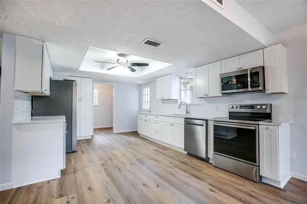 $2,950 | 605 Jeff Davis Court, Conroe, TX 77302
