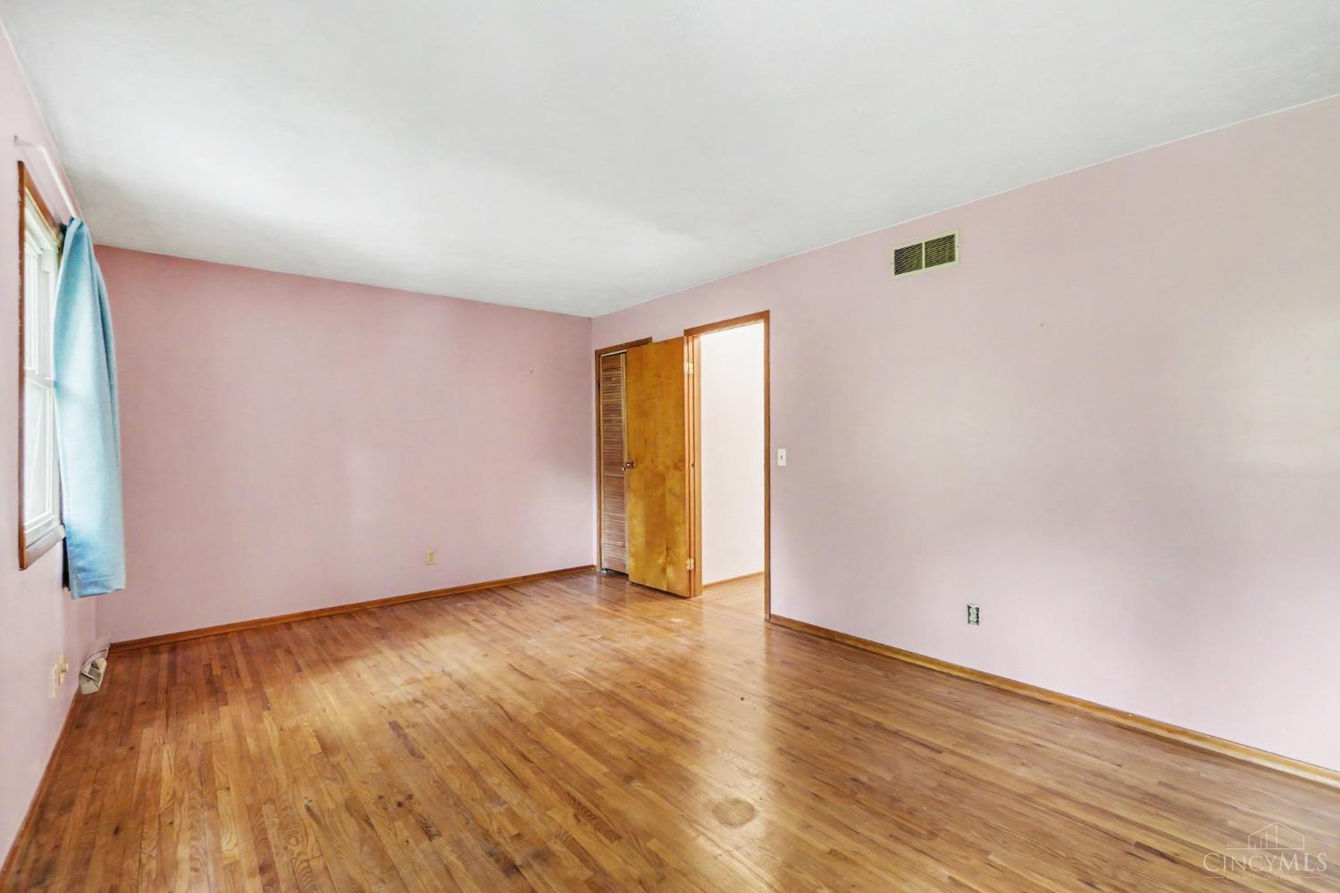 3148 West Fork Road Cincinnati, OH 45239 - Photo 18 of 44