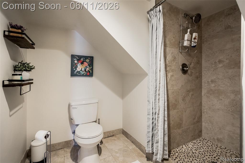 227 Melbourne Street Detroit, MI 48202 - Photo 42 of 50