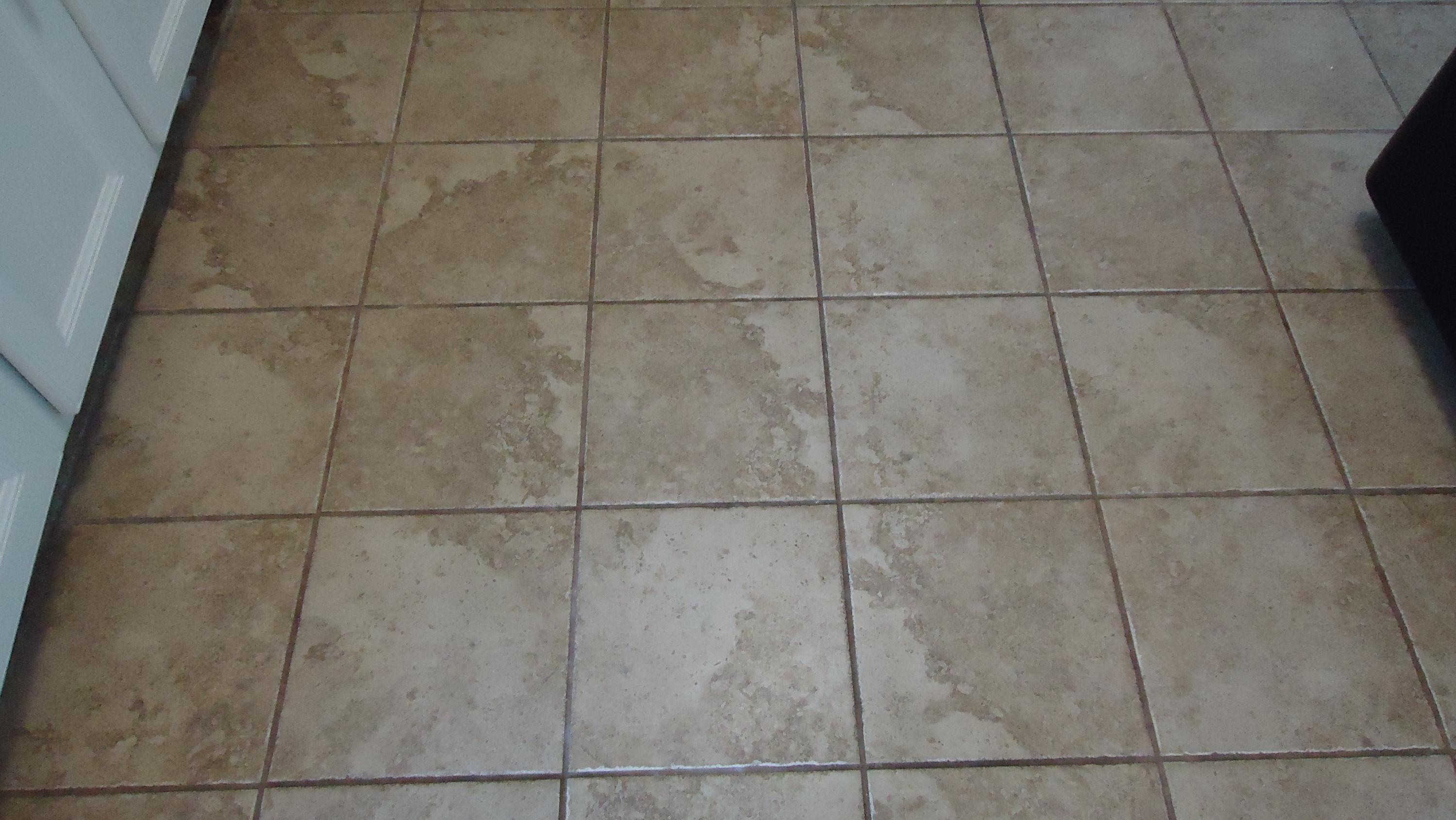 103 Rundle Lane Summerville, SC 29483 - Photo 10 of 30 Tile in the kitchen