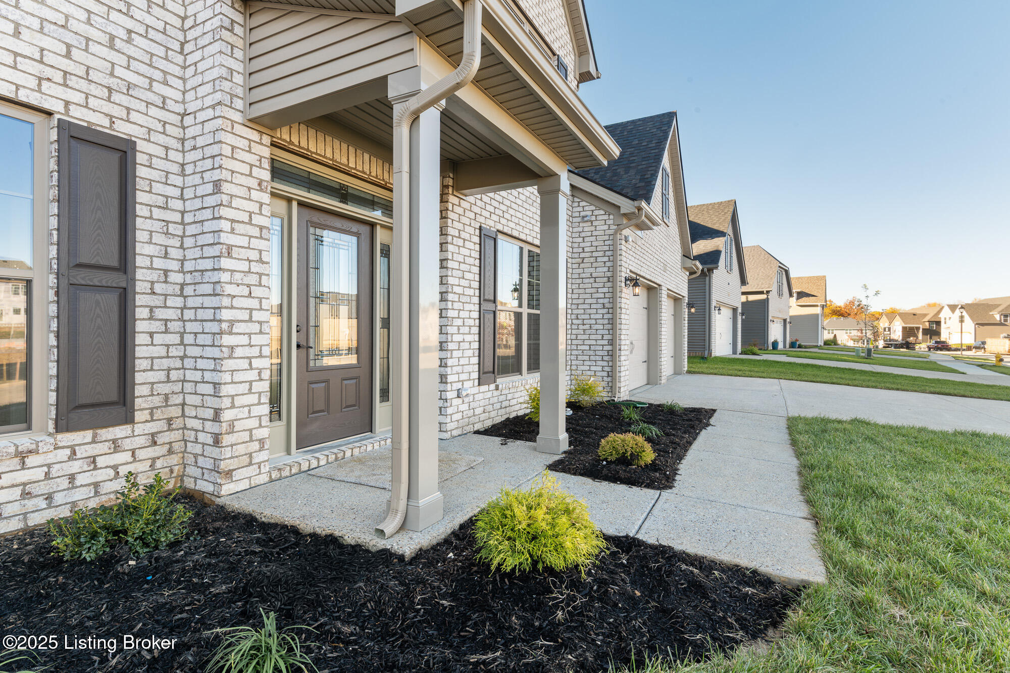 3618 Carillon Rdg Way Louisville, KY 40245 - Photo 5 of 56 3618 Carillon Ridge Way-5