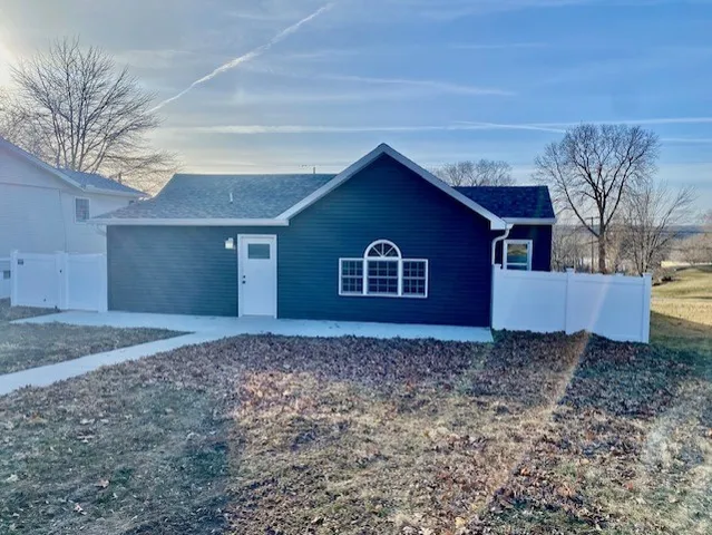$189,900 | 109 West Iowa Street, Spring Valley, IL 61362