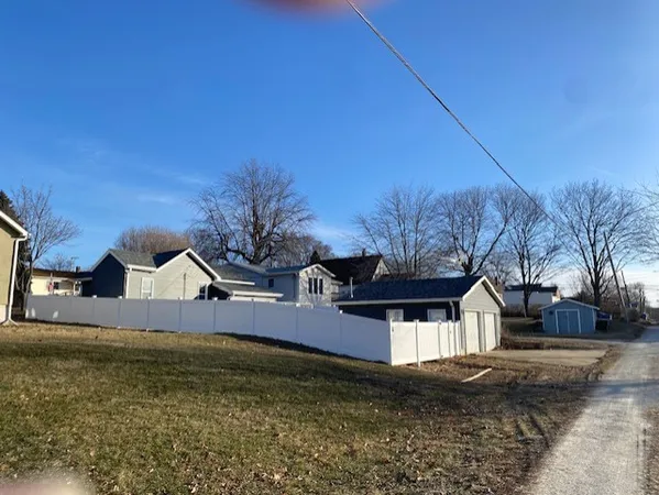 $129,900 | 109 West Iowa Street, Spring Valley, IL 61362