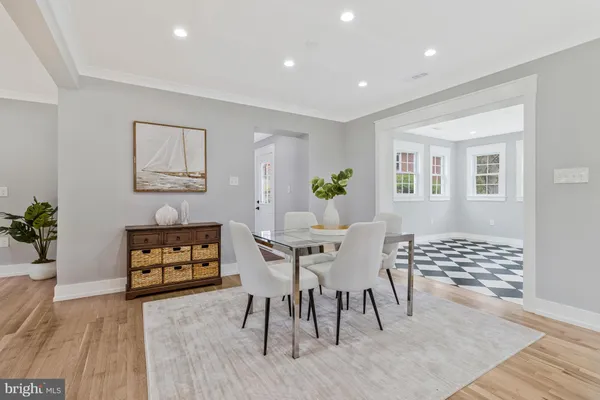 $1,200,000 | 1915 Shannon Court, Alexandria, VA 22306