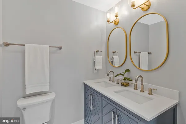 $1,200,000 | 1915 Shannon Court, Alexandria, VA 22306
