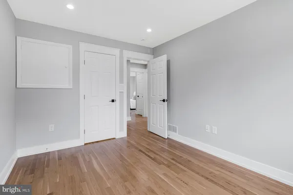 $1,200,000 | 1915 Shannon Court, Alexandria, VA 22306