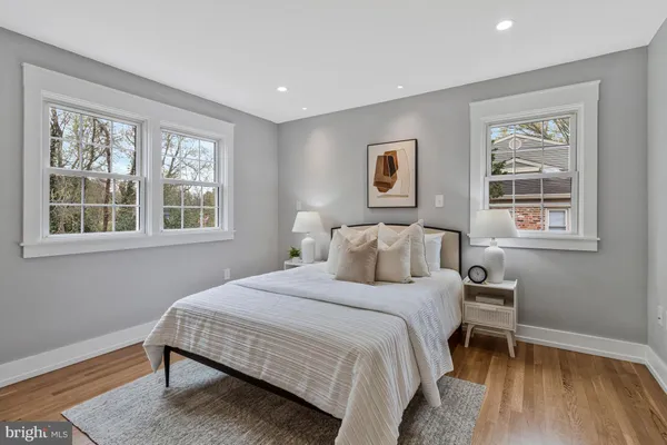 $1,200,000 | 1915 Shannon Court, Alexandria, VA 22306