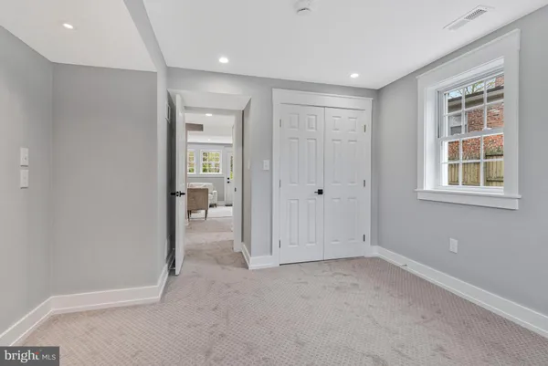 $1,200,000 | 1915 Shannon Court, Alexandria, VA 22306
