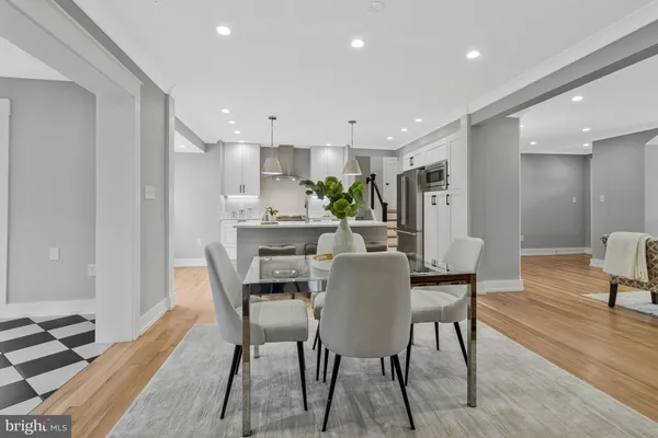 $1,200,000 | 1915 Shannon Court, Alexandria, VA 22306