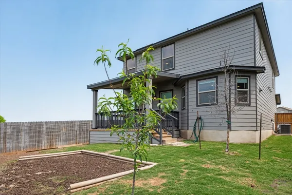 $1,850 | 925 Yellow Ribbon Trail, Jarrell, TX 76537