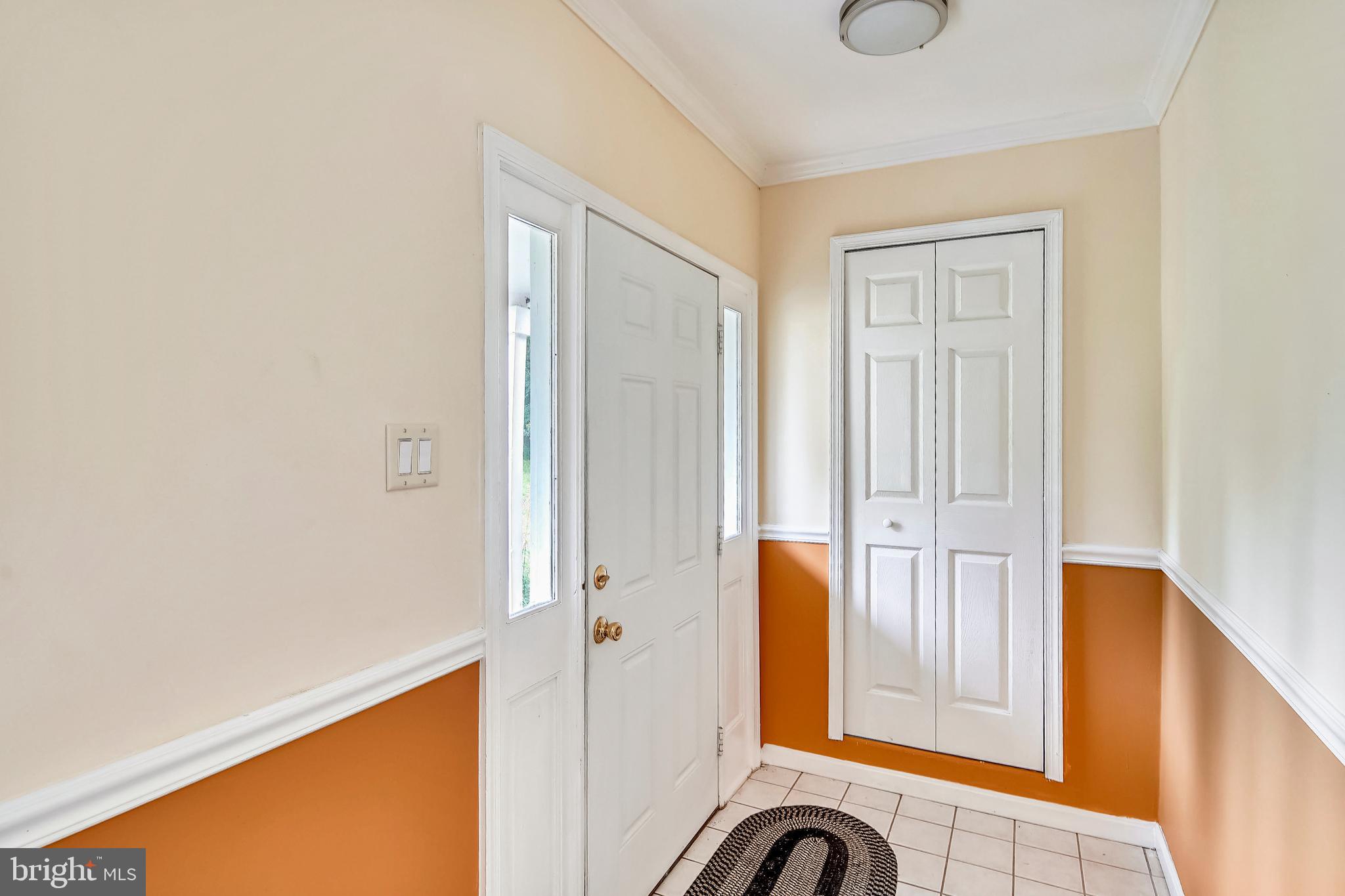 3668 Ridgeview Road Ijamsville, MD 21754 - Photo 2 of 44 foyer.