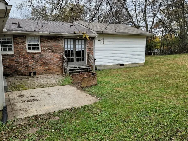 $2,095 | 144 Robinhood Circle, Hendersonville, TN 37075