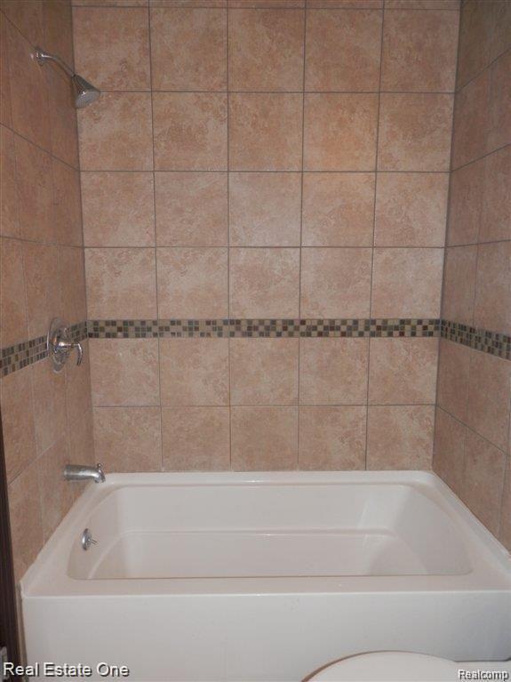 417 Parkdale Avenue, Unit 2 Rochester, MI 48307 - Photo 5 of 13