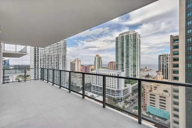 a picture of city view