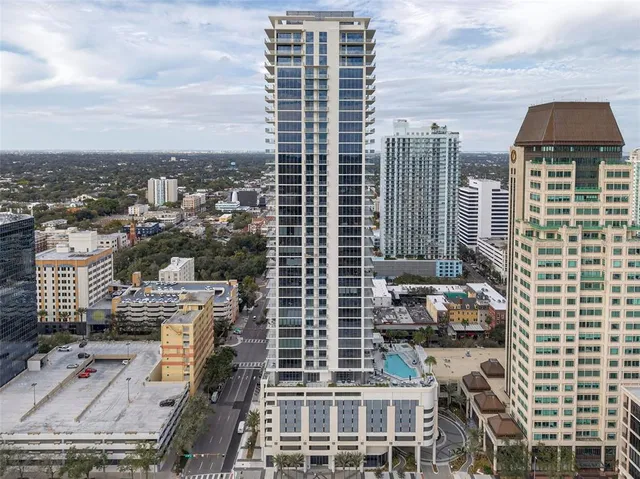 $9,800 | 275 1st Avenue South, Unit 1903, St. Petersburg, FL 33701