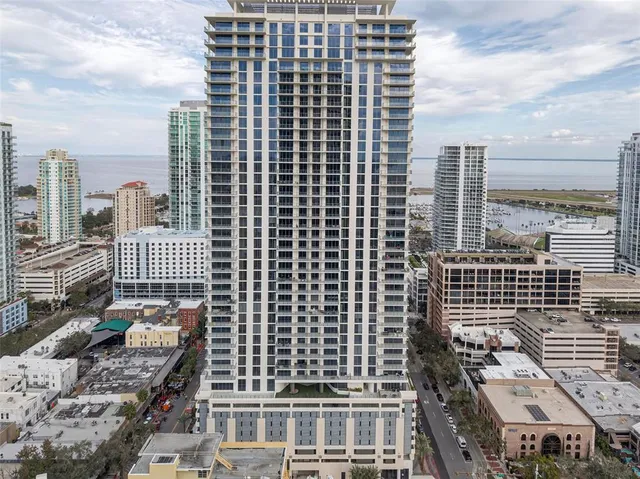 $9,800 | 275 1st Avenue South, Unit 1903, St. Petersburg, FL 33701