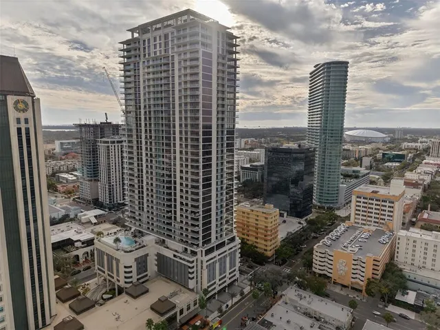 $9,800 | 275 1st Avenue South, Unit 1903, St. Petersburg, FL 33701