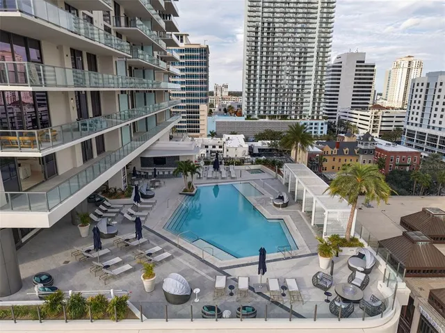 $9,800 | 275 1st Avenue South, Unit 1903, St. Petersburg, FL 33701