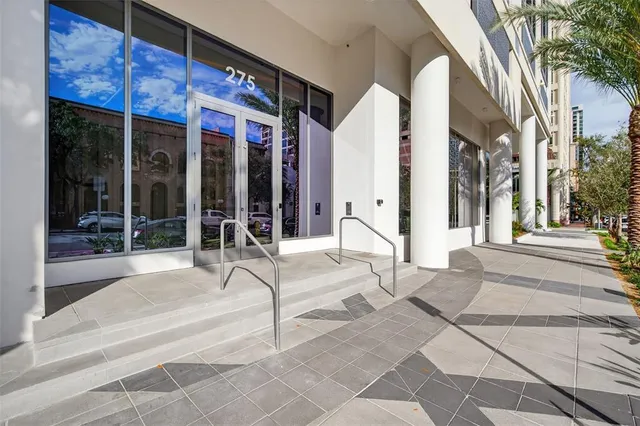 $9,800 | 275 1st Avenue South, Unit 1903, St. Petersburg, FL 33701