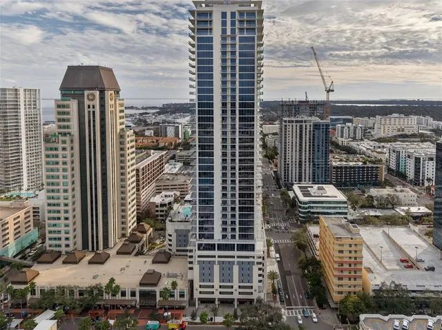 $9,800 | 275 1st Avenue South, Unit 1903, St. Petersburg, FL 33701