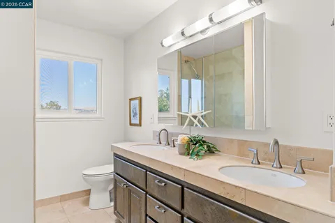 $1,398,000 | 18832 Cindy Way, Castro Valley, CA 94546