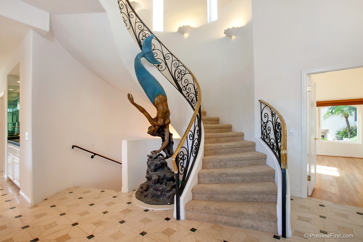 4388 Yuki Lane Carlsbad, CA 92008 - Photo 8 of 25