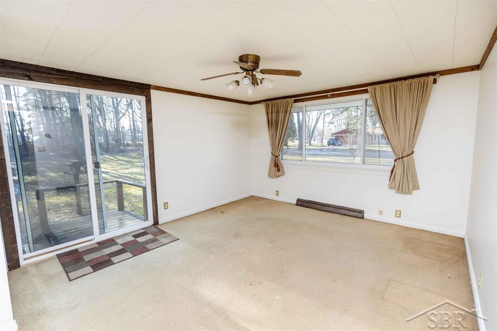 4717 Mapleton Drive Freeland, MI 48623 - Photo 13 of 26 50135245-a70c86ec-c0c5-46ba-8385-4eeb7930c8a6.JPG