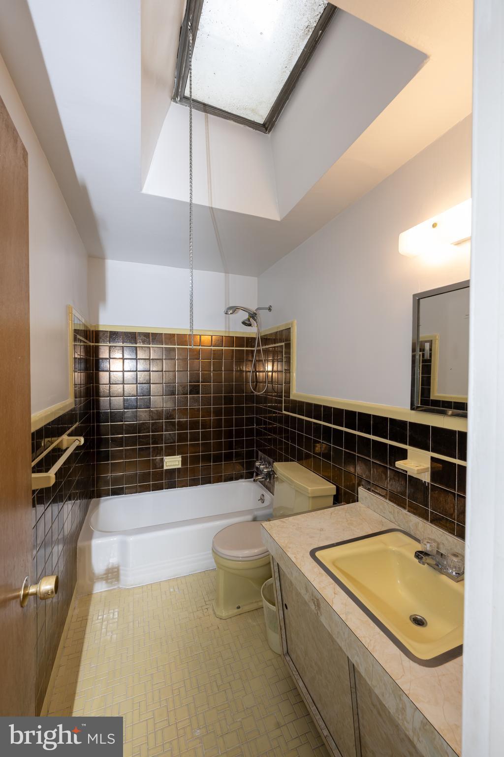 8648 Rugby Street Philadelphia, PA 19150 - Photo 43 of 51 Gallery Image 43
