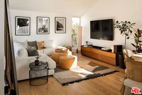 $3,400,000 | 608 Westminster Avenue, Venice, CA 90291