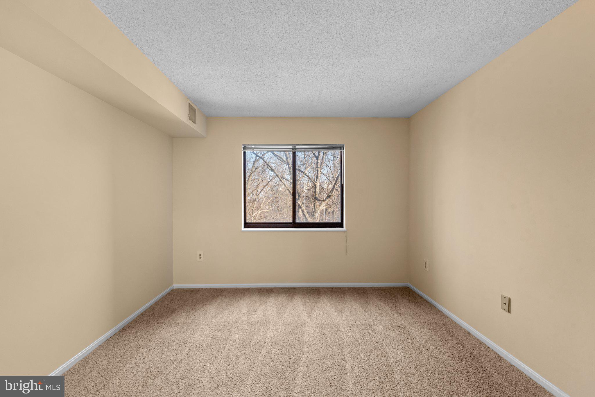 15100 Interlachen Drive, Unit 4702 Silver Spring, MD 20906 - Photo 18 of 30