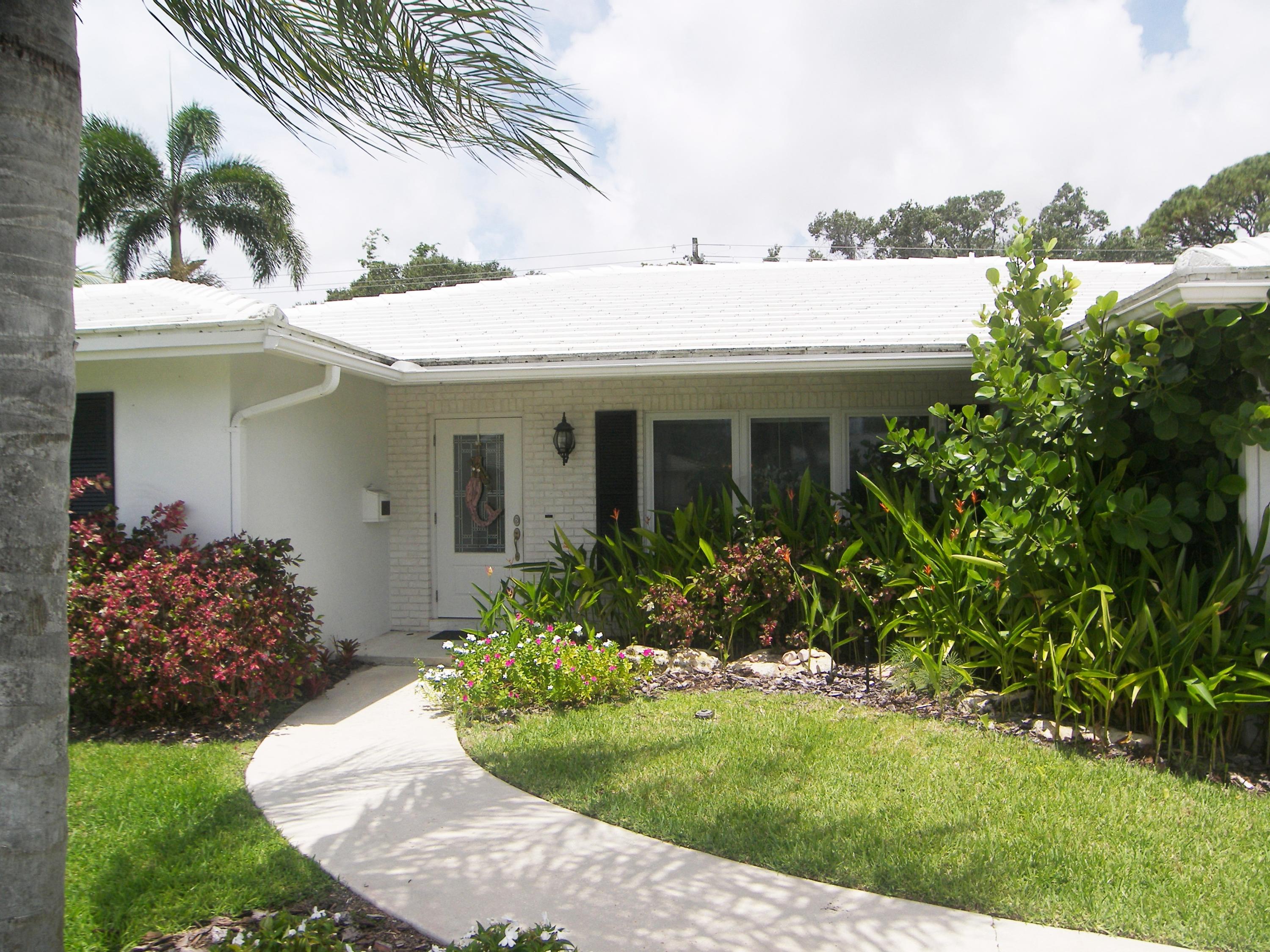 1365 Southwest 12th Avenue Boca Raton, FL 33486 - Photo 2 of 36 Lush Landscaping