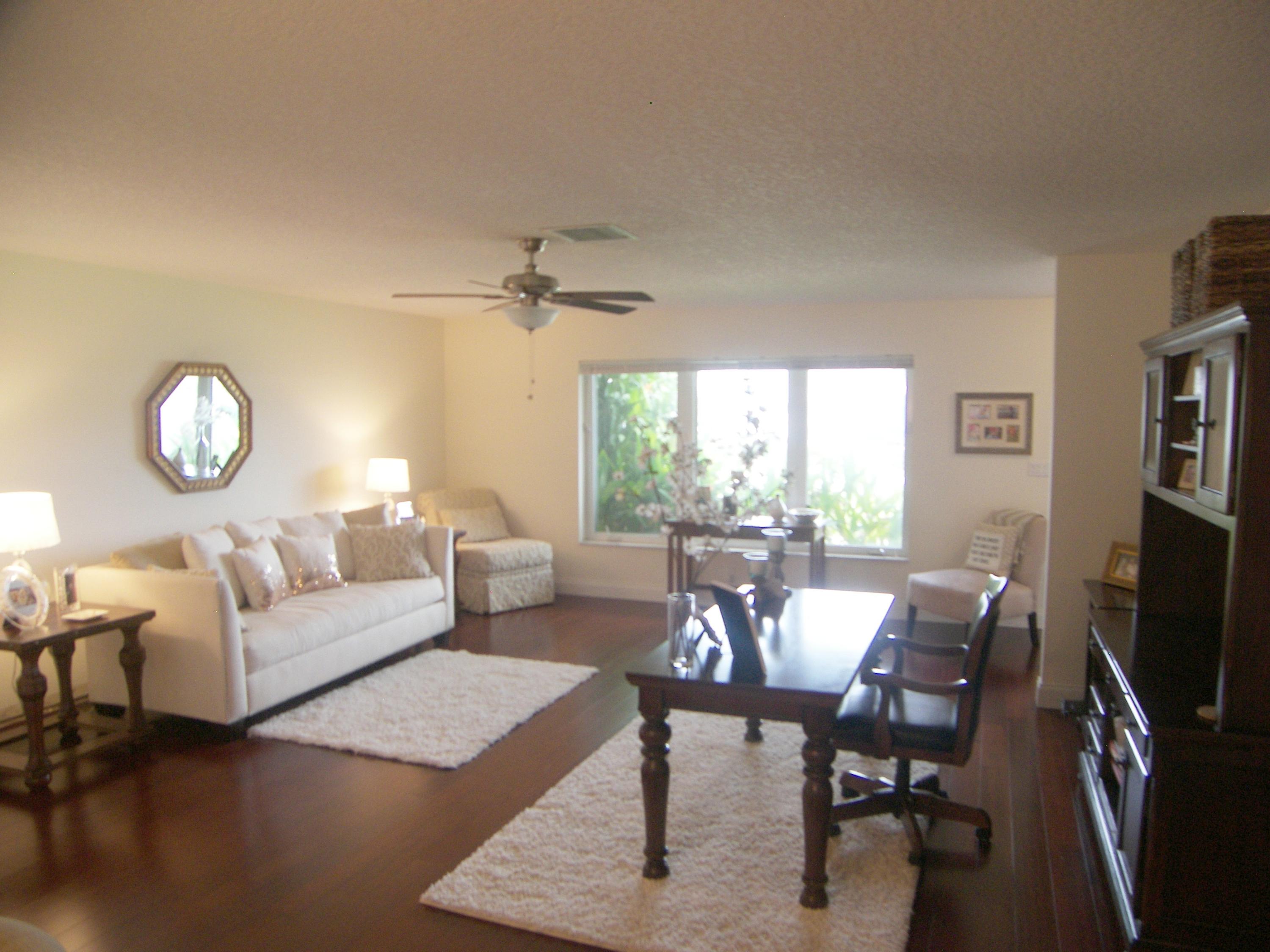 1365 Southwest 12th Avenue Boca Raton, FL 33486 - Photo 4 of 36 Living Room