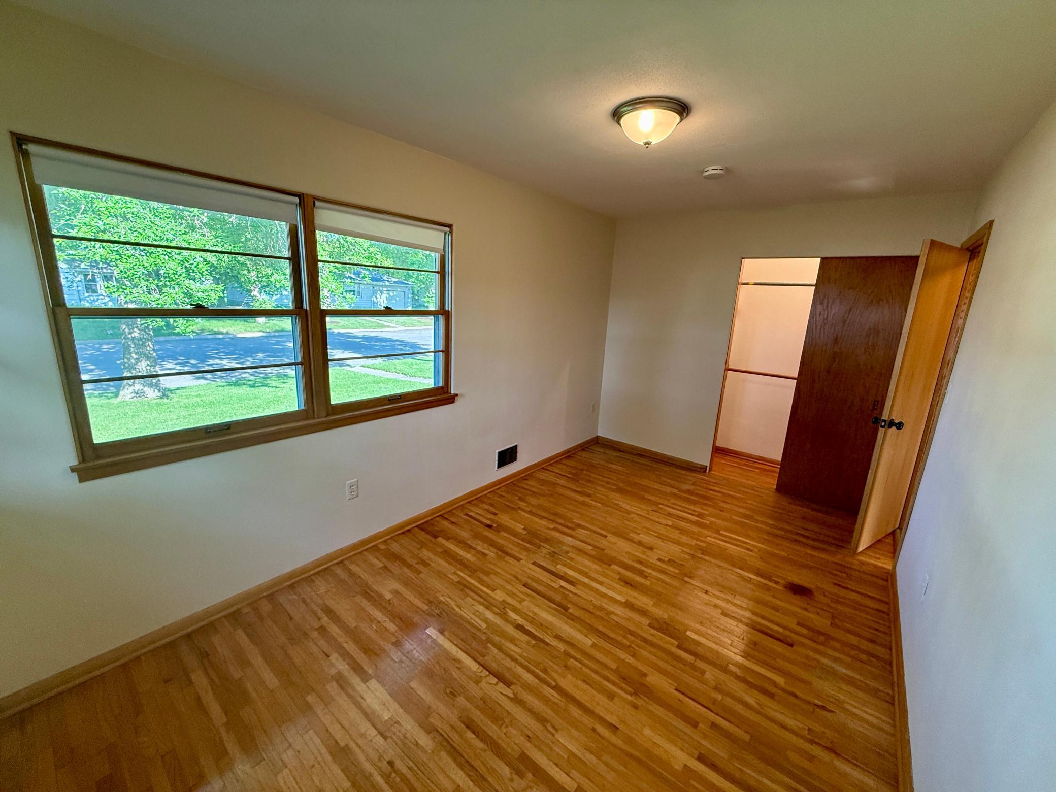 220 South 4th Street Bird Island, MN 55310 - Photo 9 of 20