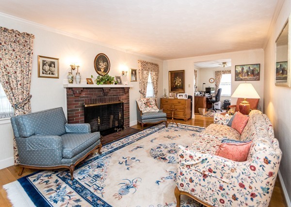 6 Wilmot Road Waltham, MA 02453 - Photo 5 of 16 Gallery Image 5