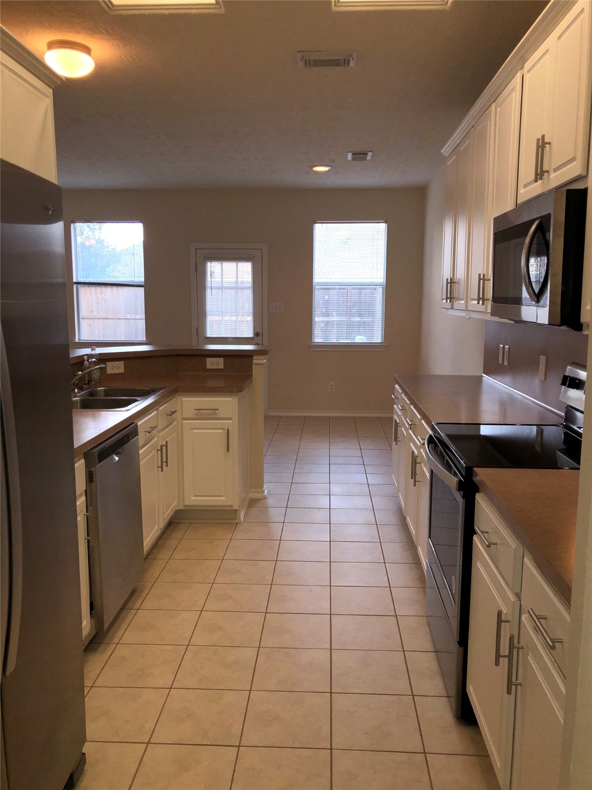 5639 Stonecloud Lane Katy, TX 77494 - Photo 17 of 43